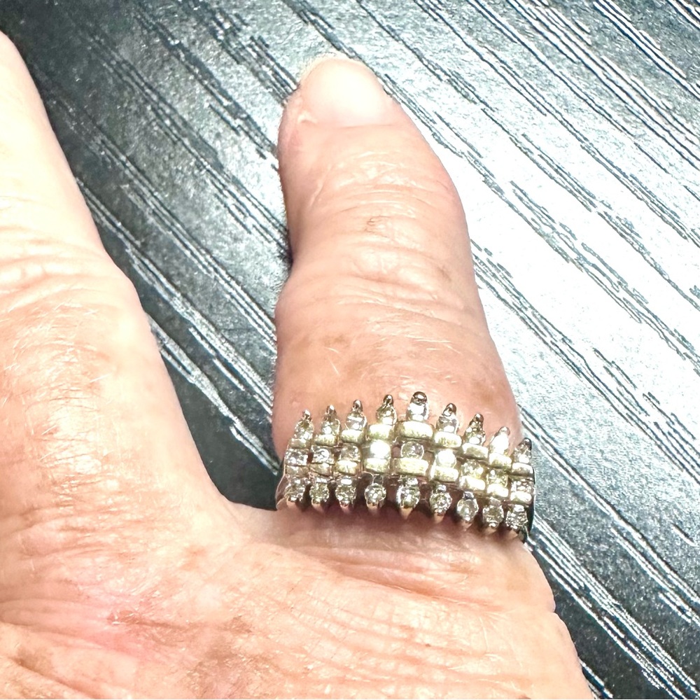 Womens Size 7 10k Yellow Gold 1/4 Carat TW Diamond Ring - Picture 12 of 12